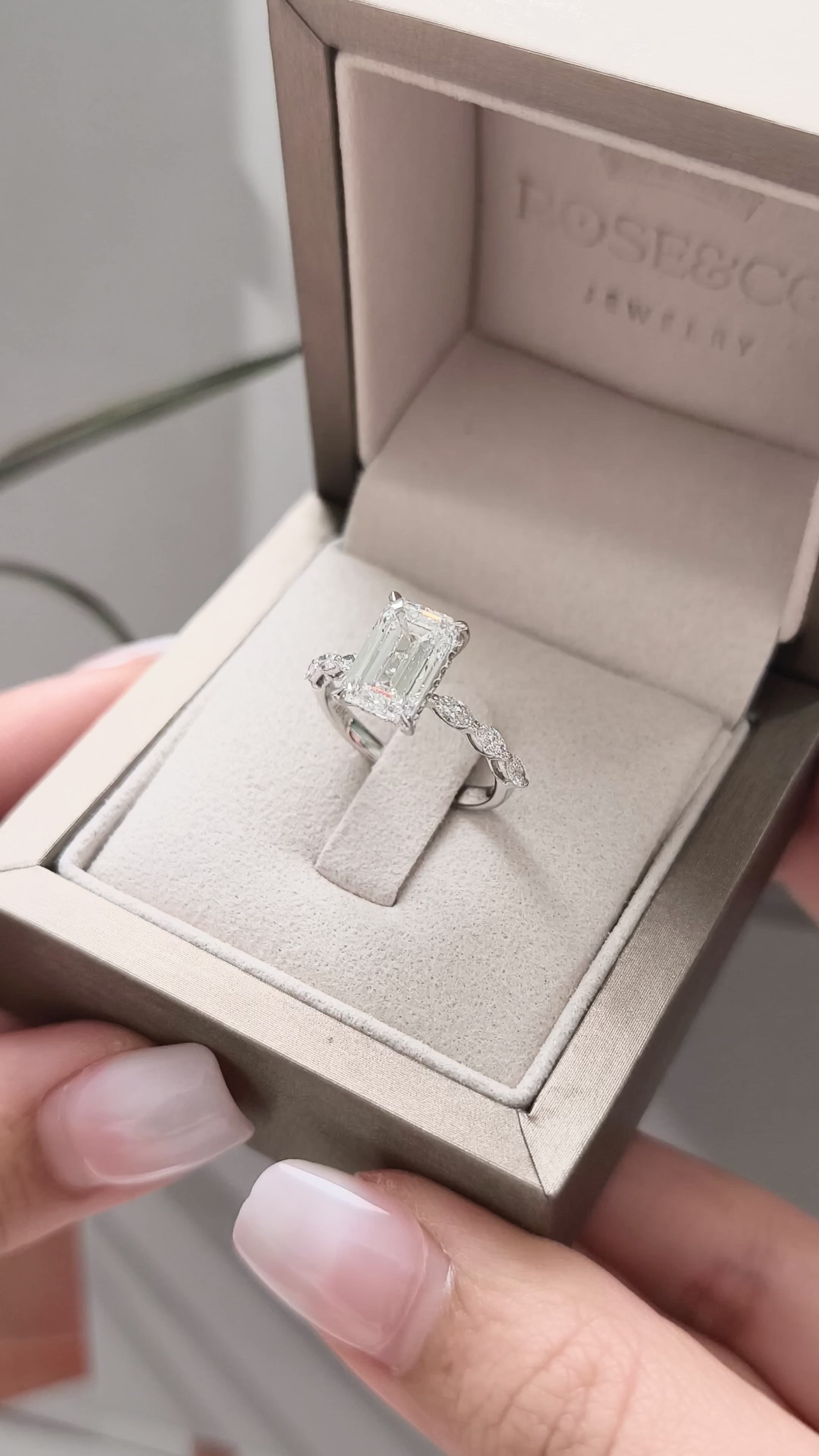 Ring - Emerald cut
